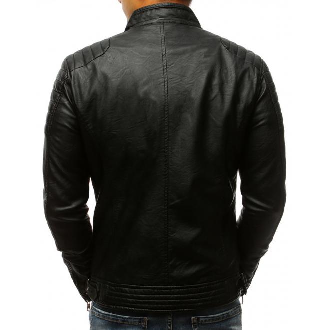 Kožená bunda čiernej farby s prešívanými prvkami