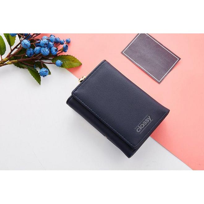 Štýlová dámska peňaženka červenej farby