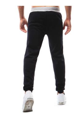 Čierne klasické tepláky pre pánov