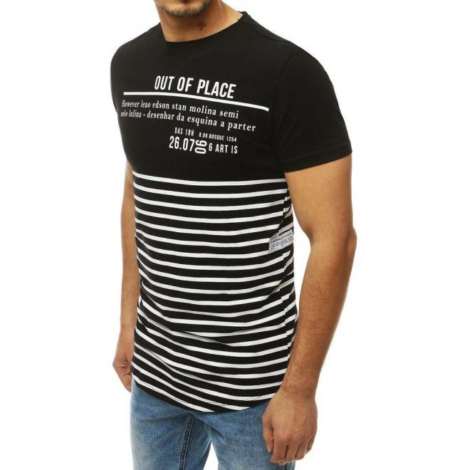 Pánske módne tričko s potlačou a nášivkou v čiernej farbe