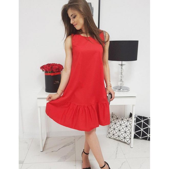 Letné dámske šaty červenej farby bez rukávov