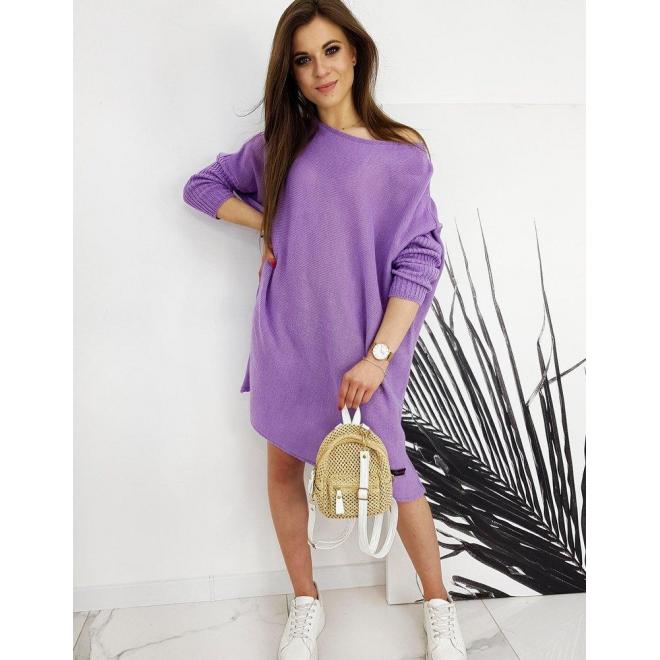 Dámsky oversize sveter v štýle šiat vo fialovej farbe
