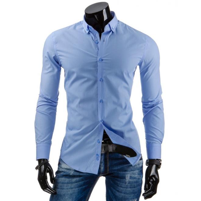 Klasická pánska košeľa modrej farby s dlhým rukávom