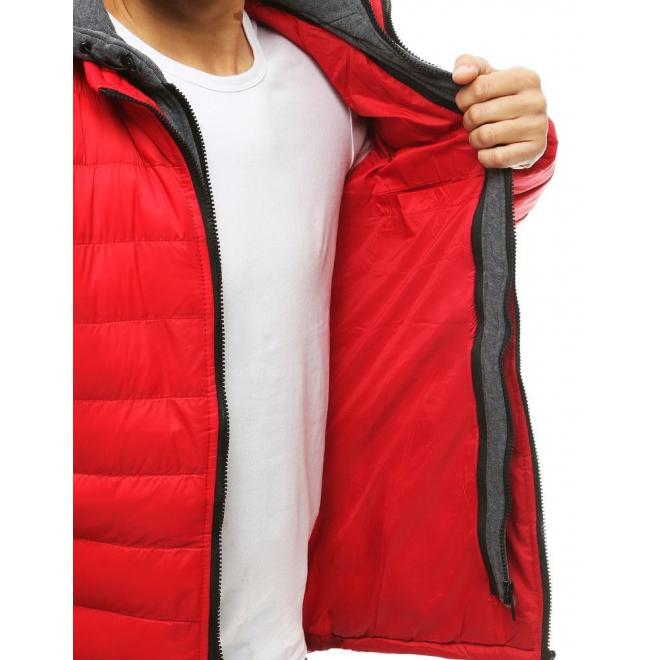 Pánska prešívaná bunda s kapucňou v červenej farbe