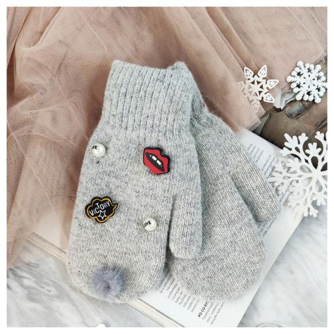 Sivé zimné rukavice s perlami a ozdobami pre dámy