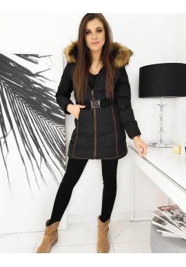 Dámska zimná bunda s opaskom v čiernej farbe