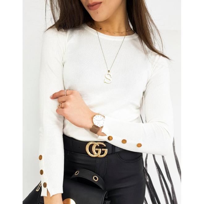 Priliehavý dámsky sveter bielej farby s gombíkmi na rukávoch