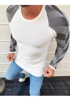 Pánsky módny sveter so vzorovanými rukávmi v bielej farbe