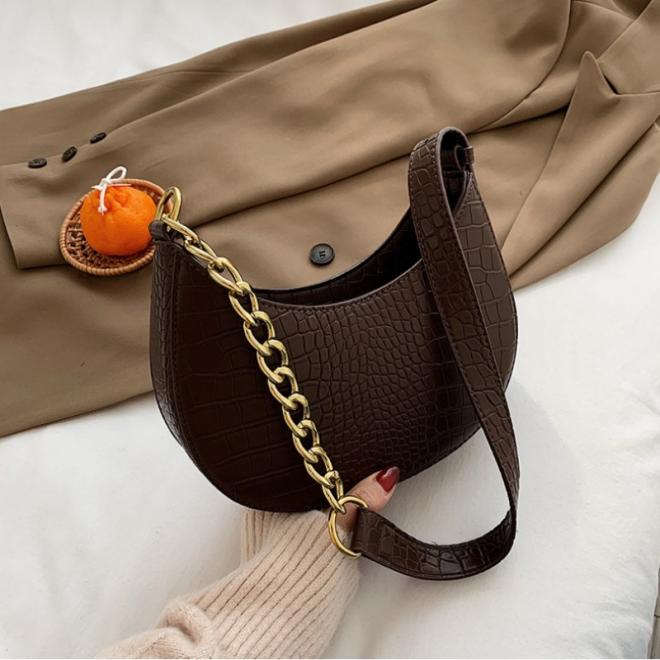 Hnedá elegantná kabelka z ekokože pre dámy