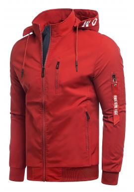 Jarná pánska bunda červenej farby s potlačou na kapucni
