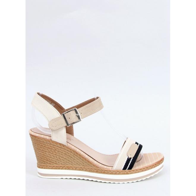 Módne dámske sandále béžovej farby s klinovým podpätkom