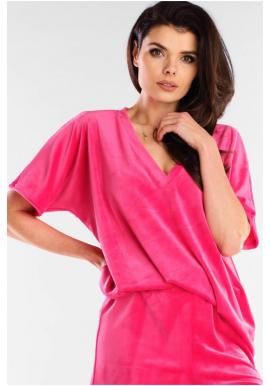 Velúrové dámske tričko ružovej farby s véčkovým výstrihom