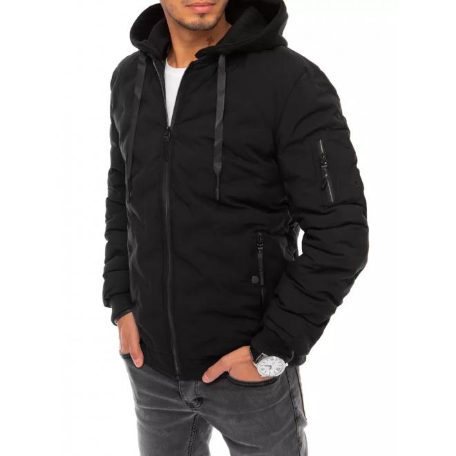 Zimná pánska bunda čiernej farby s kapucňou