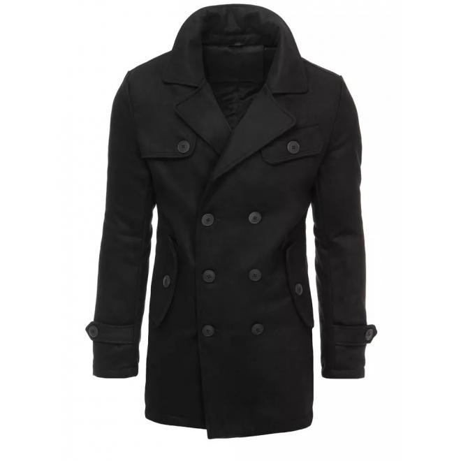 Dvojradový pánsky kabát čiernej farby s vreckom na hrudi