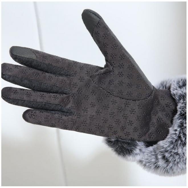 Sivé teplé rukavice s kožušinou pre dámy