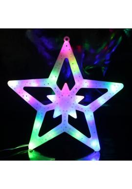 Vianočná visiaca ozdoba v tvare hviezdy s farebnými LED svetielkami v akcii