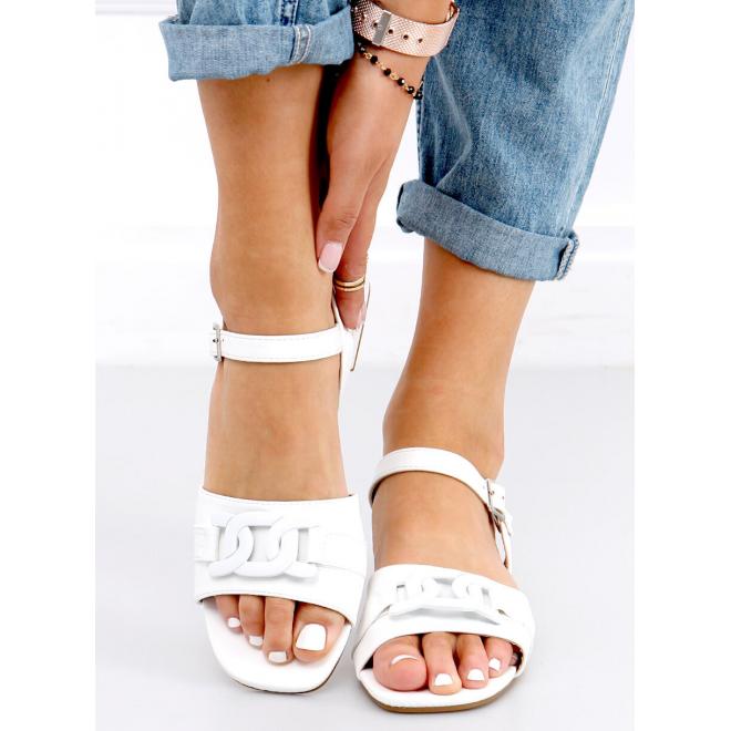 Biele nízke sandále pre dámy