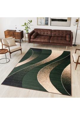 Vzorovaný zelený koberec