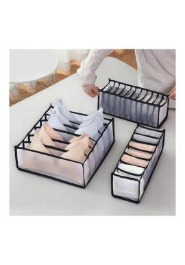 Sada troch organizérov na oblečenie