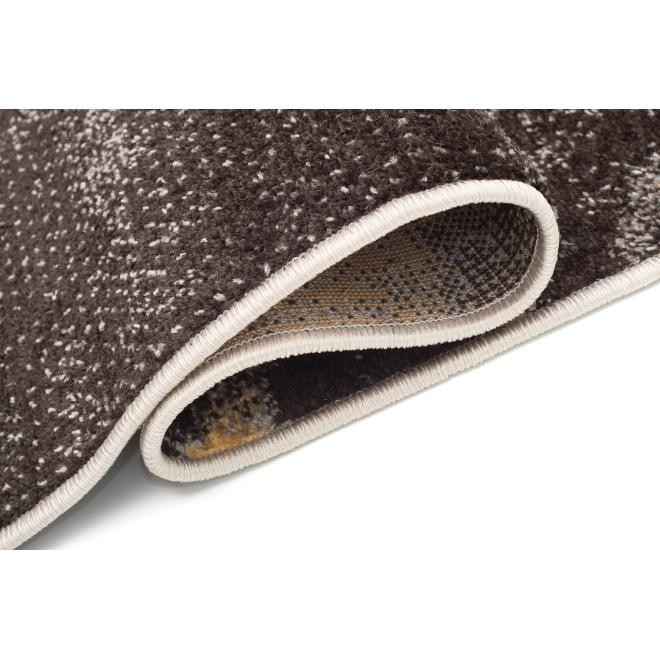 Koberec s moderným vzorom