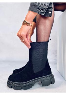 Semišové dámske topánky čiernej farby