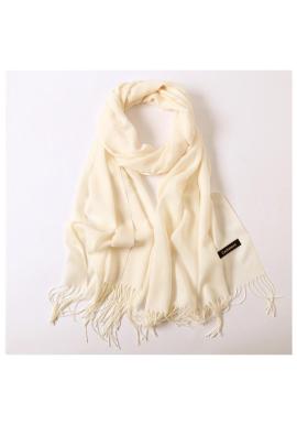Elegantný biely šál so strapcami vo výpredaji