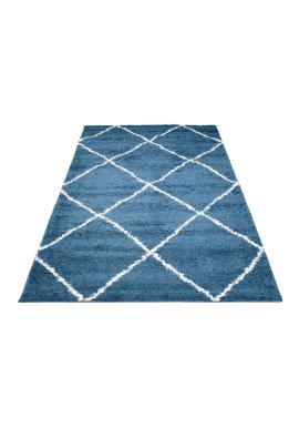 Shaggy koberec v modrej farbe so vzorom