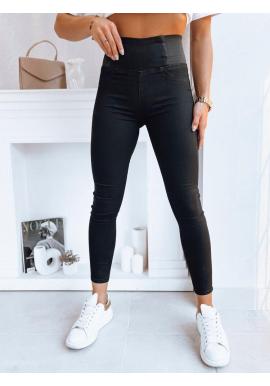 Čierne džínsy s hrubou gumou v páse