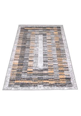 Sivo-žltý koberec so vzorom