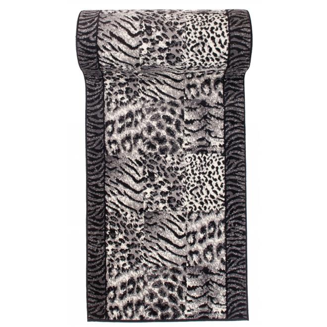 Metrážny koberec so zvieracím vzorom