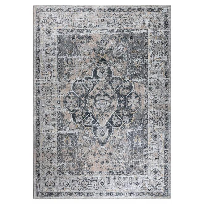 Vintage koberec so vzorom