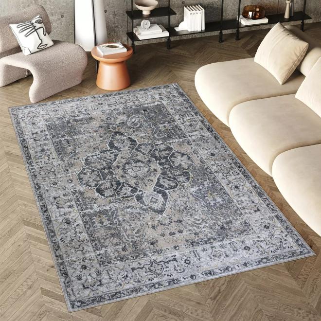 Vintage koberec so vzorom