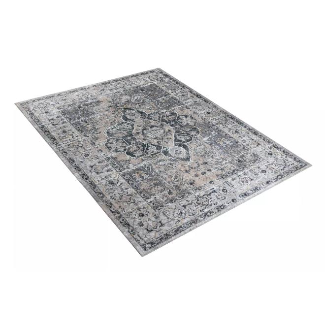 Vintage koberec so vzorom