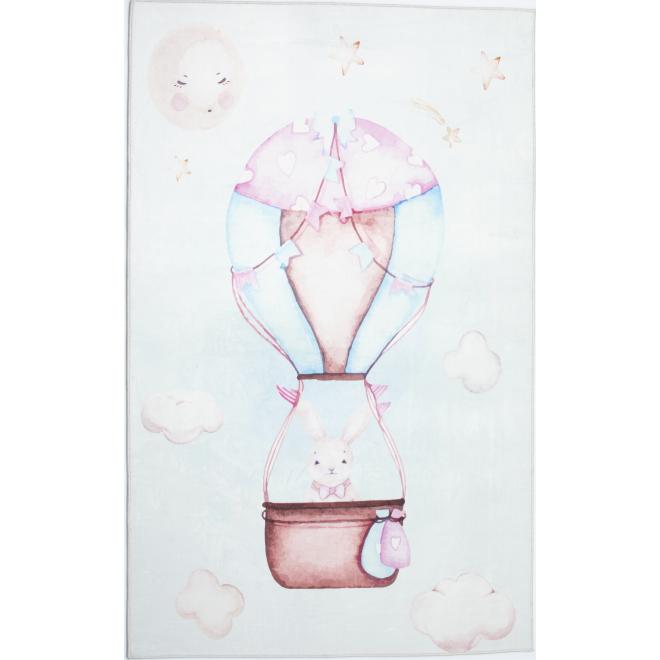 Detský koberec so zajacom v lietajúcom balóne