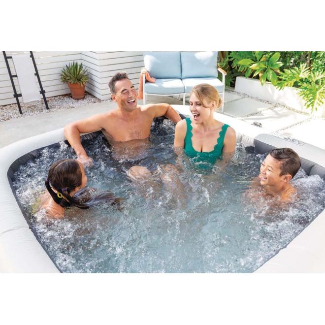 Nafukovacia vírivka s hydromasážou pre 4 osoby