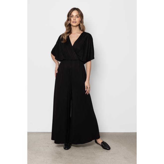 Ležérny čierny dámsky overal